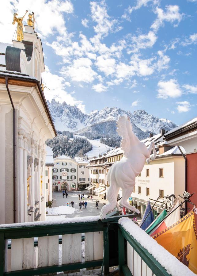 Hotel Cavallino Bianco - Weisses Roessl San Candido Zewnętrze zdjęcie