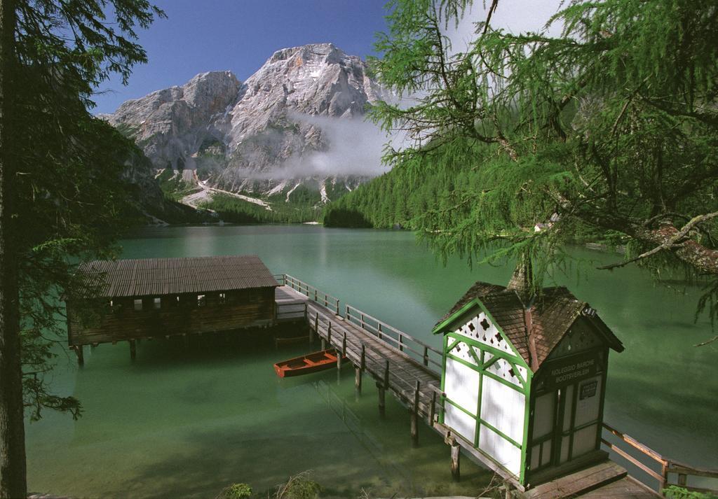 Hotel Cavallino Bianco - Weisses Roessl San Candido Zewnętrze zdjęcie