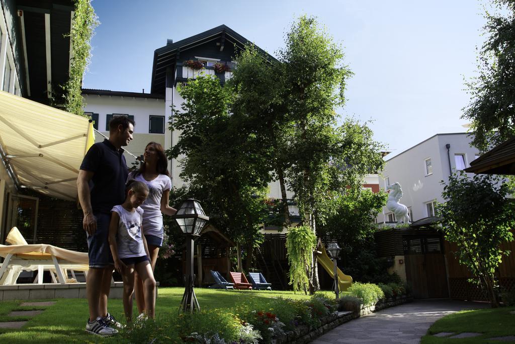 Hotel Cavallino Bianco - Weisses Roessl San Candido Zewnętrze zdjęcie