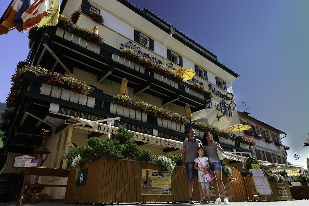 Hotel Cavallino Bianco - Weisses Roessl San Candido Zewnętrze zdjęcie